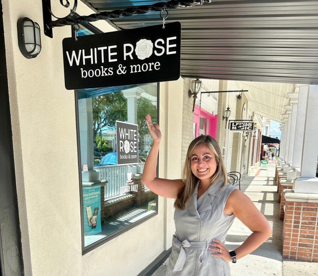 White Rose Books & More Spicy Saturday Signing =&nbsp;Fabulous